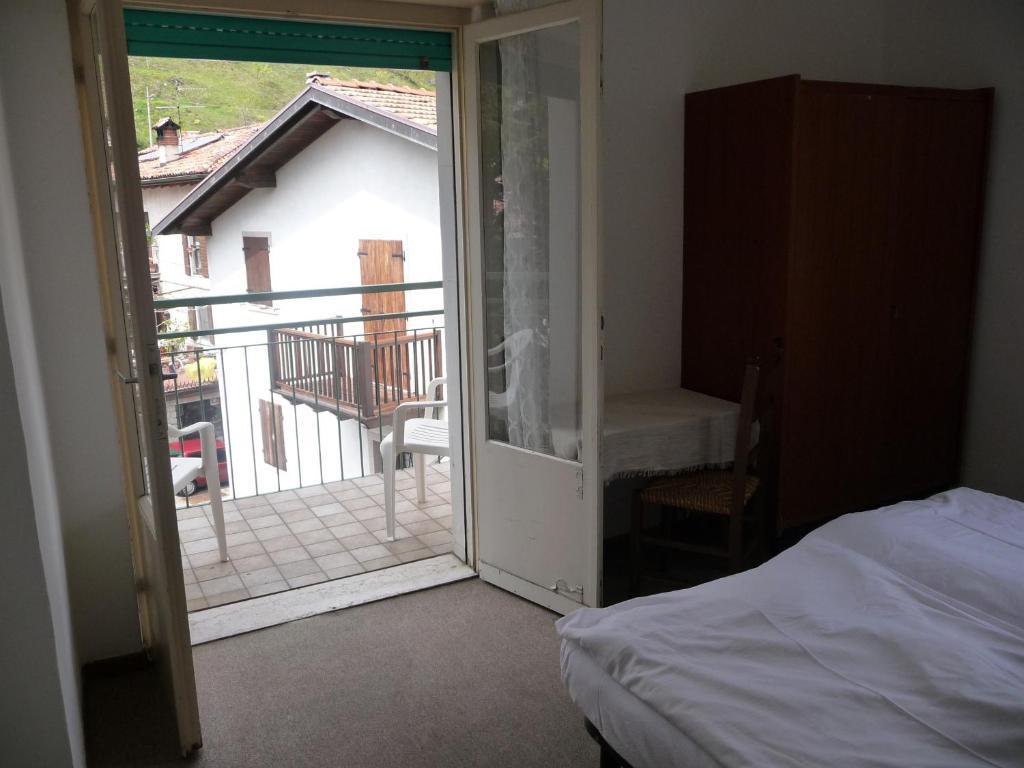 Hotel Panorama Riva del Garda Szoba fotó