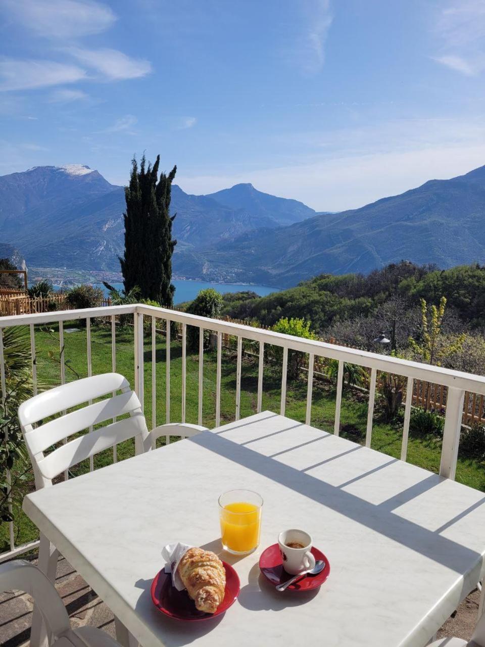Hotel Panorama Riva del Garda Kültér fotó